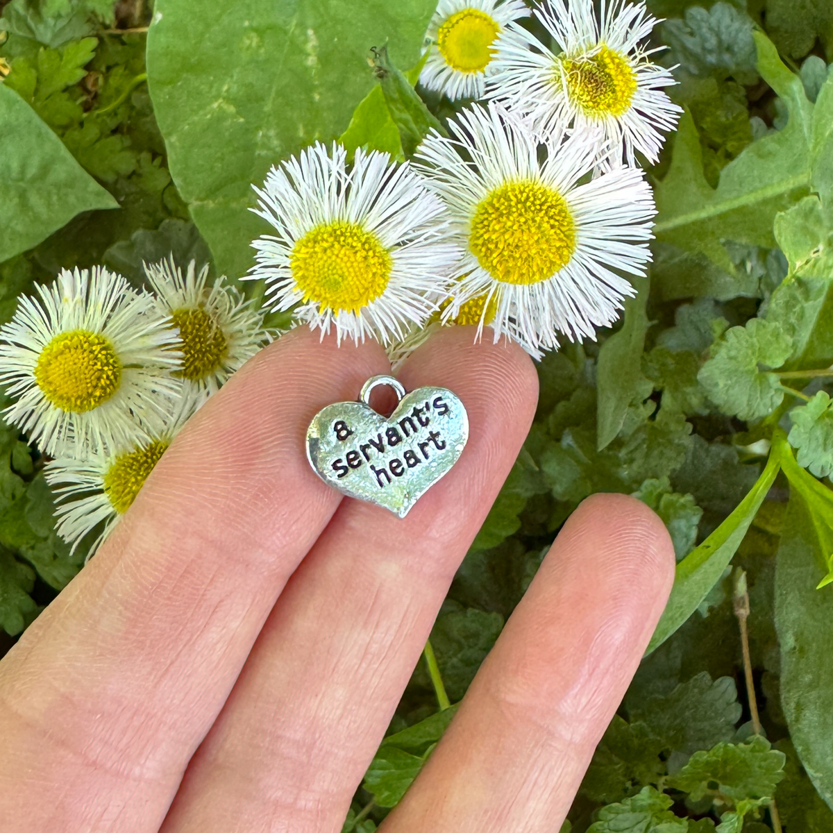 A Servant's Heart Charm, 10pcs Double Sided - 16mmx14mm