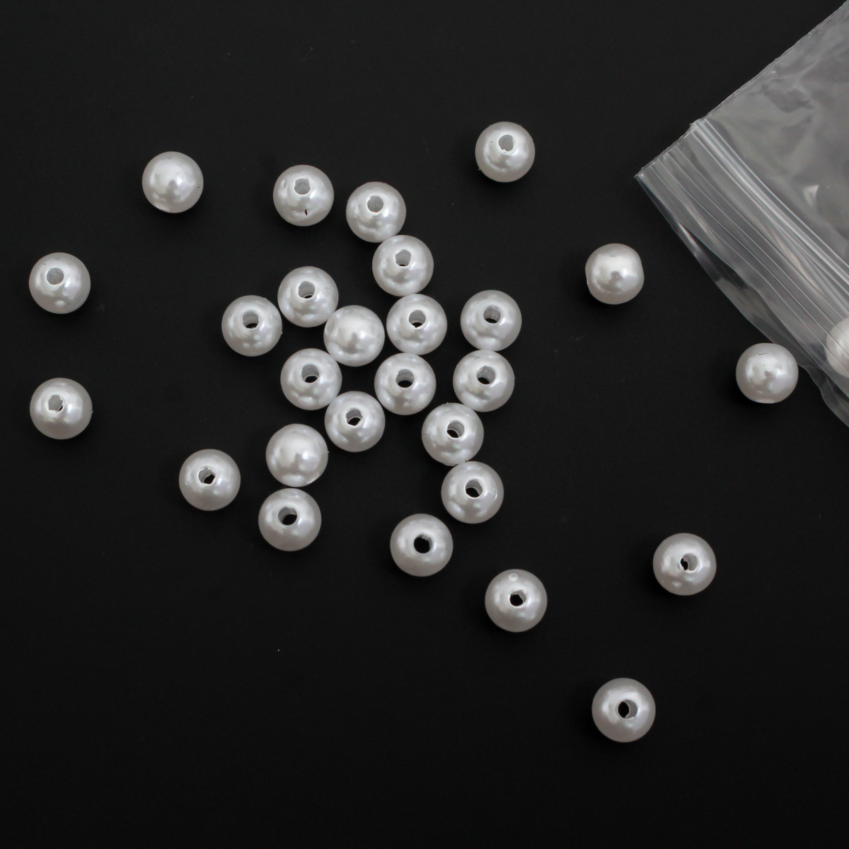 Imitation Pearl Beads, Bright White Color, Available in 4, 6, and 8mm - 60pcs