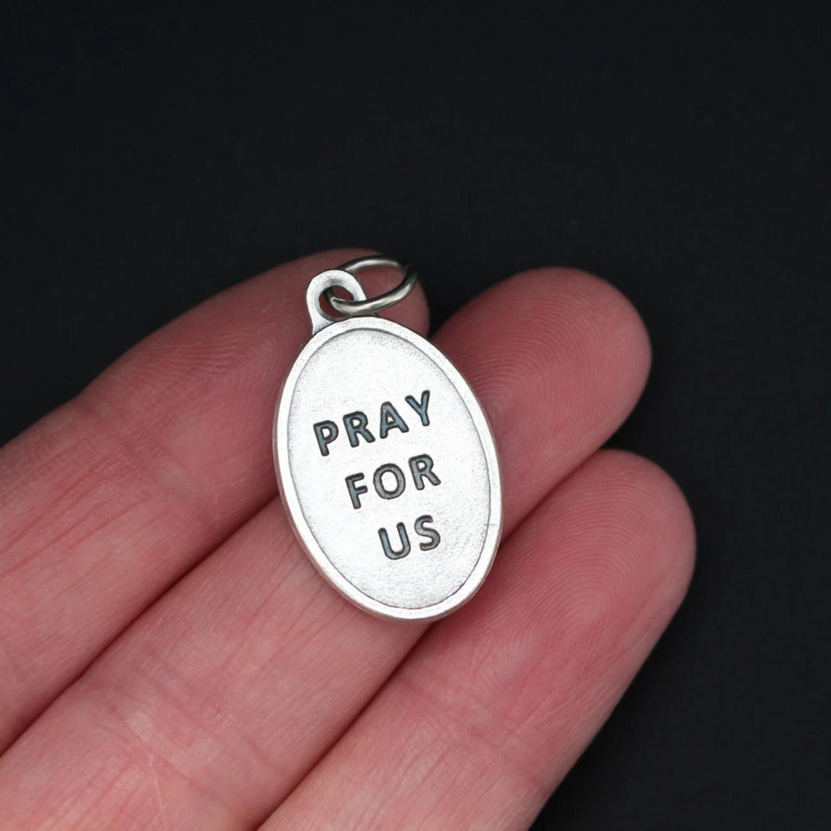 Blessed Ingrid of Sweden medal that depicts the saint on the front and "Pray For Us" on the back.