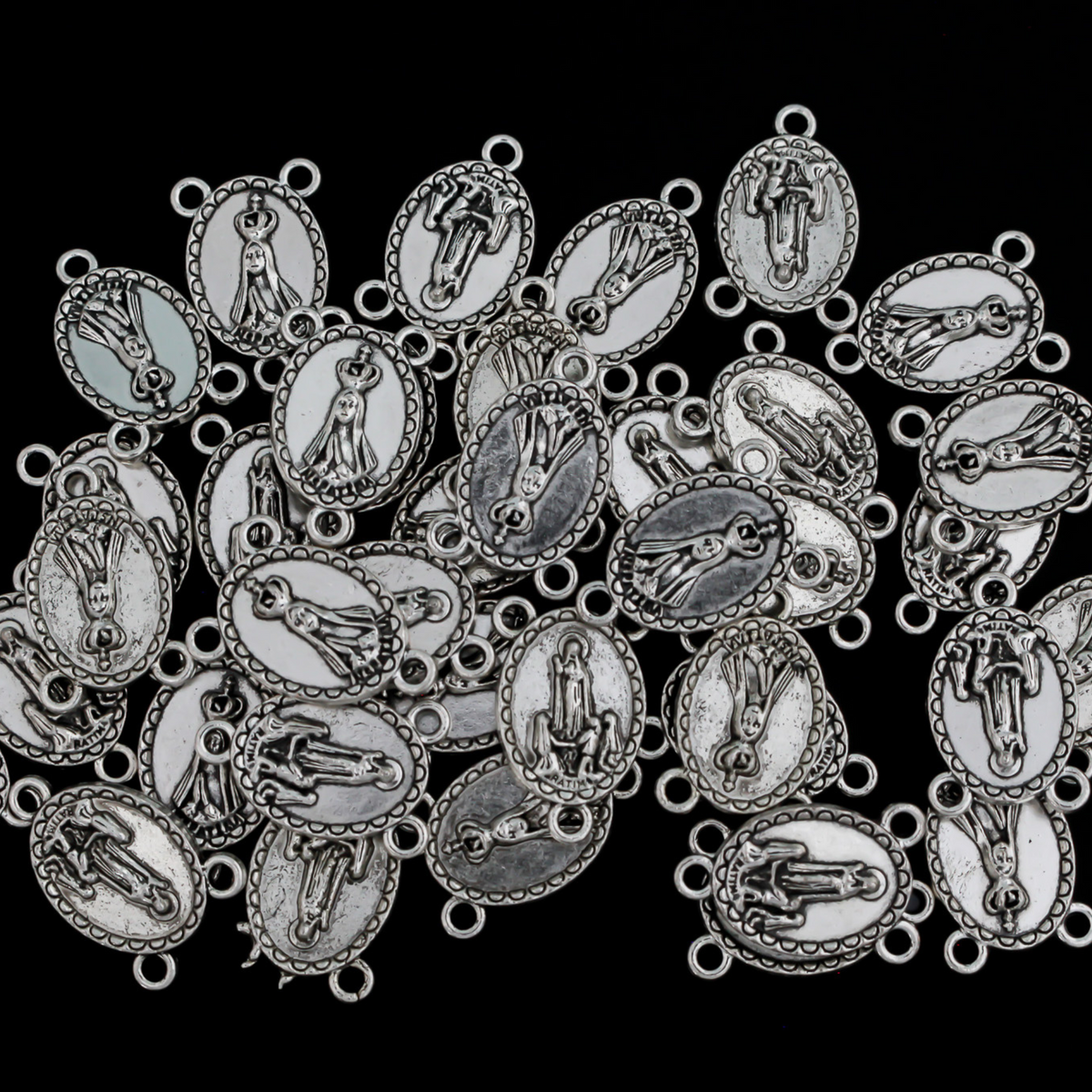 Our Lady of Fatima rosary centerpiece with Mary, Queen of Heaven on the backside