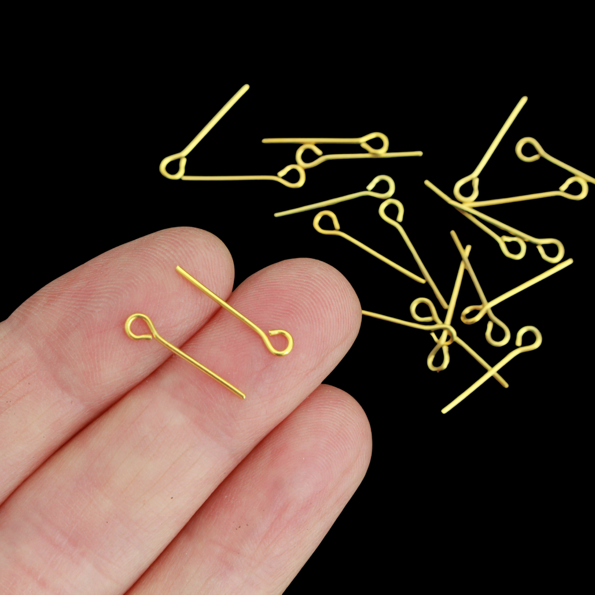 21 Gauge Golden Eye Pins 16mm x 0.7mm - 100pcs
