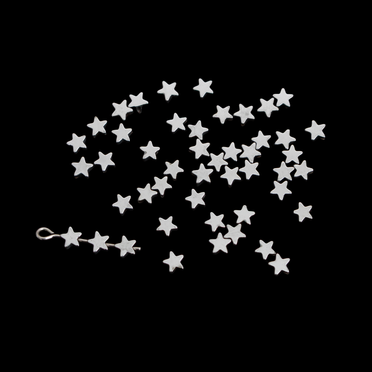 Star Shaped Beads 4x4mm, Non-magnetic Synthetic Hematite Beads, 50pcs