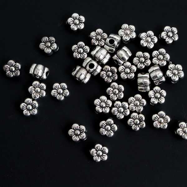 Small Flower Shaped Beads, 6.5mm in diameter, 50pcs