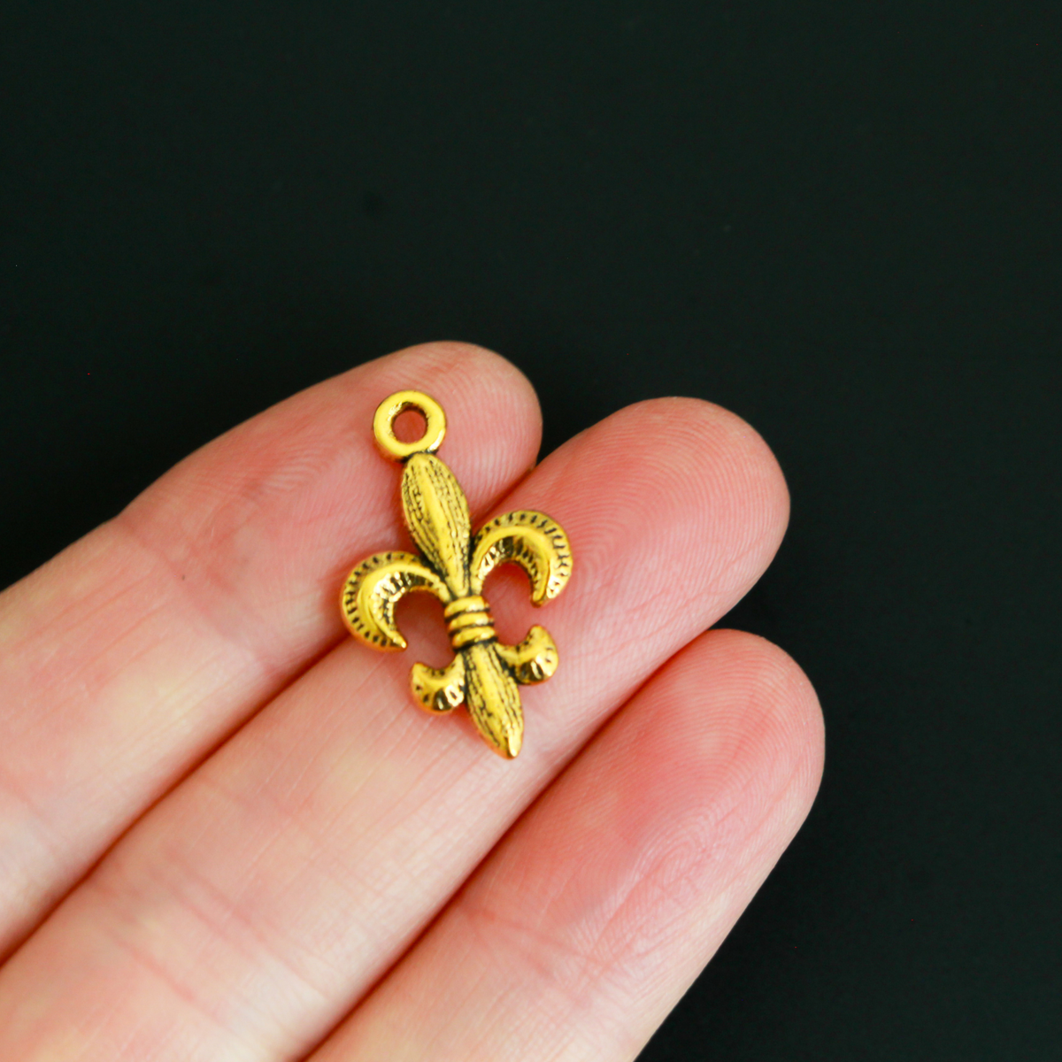 Fleur de Lis Charms - Available in Four Colors, 10pcs