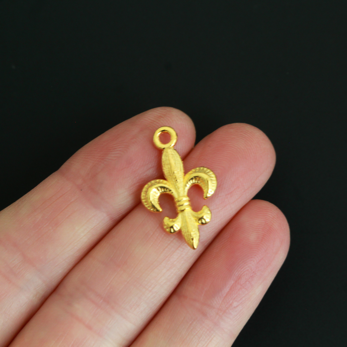 Fleur de Lis Charms - Available in Four Colors, 10pcs