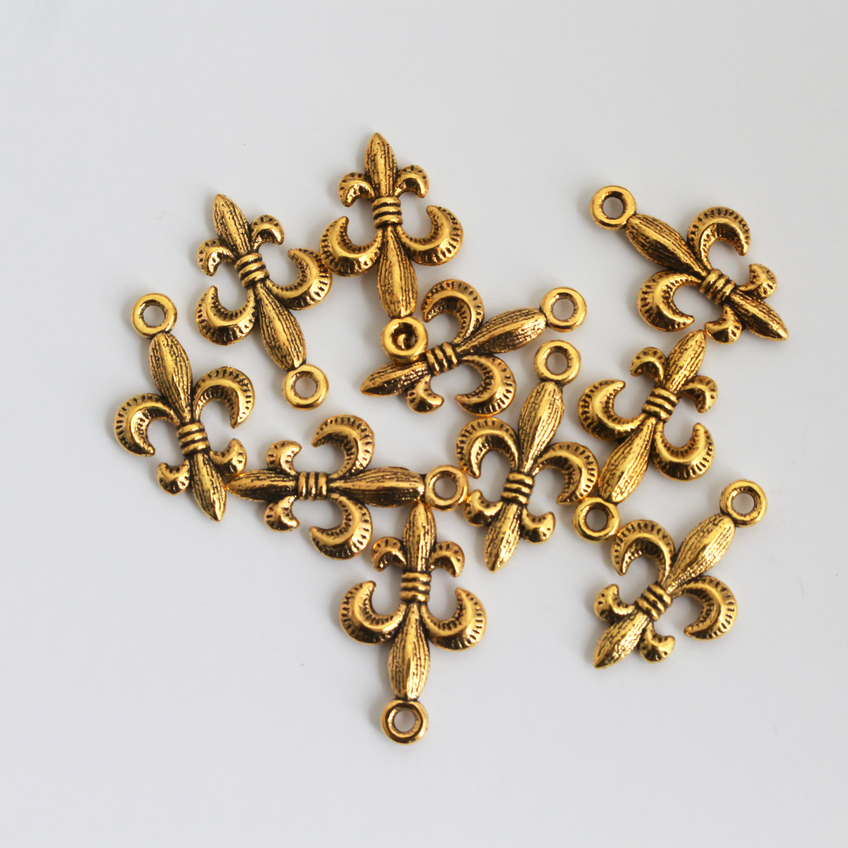 Fleur de Lis Charms - Available in Four Colors, 10pcs