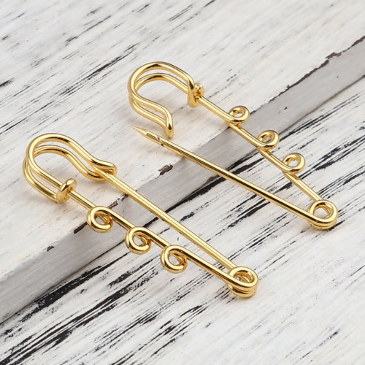 18k Gold Plated Safety Pin Brooch with Three Loops for Adding Charms or Medals