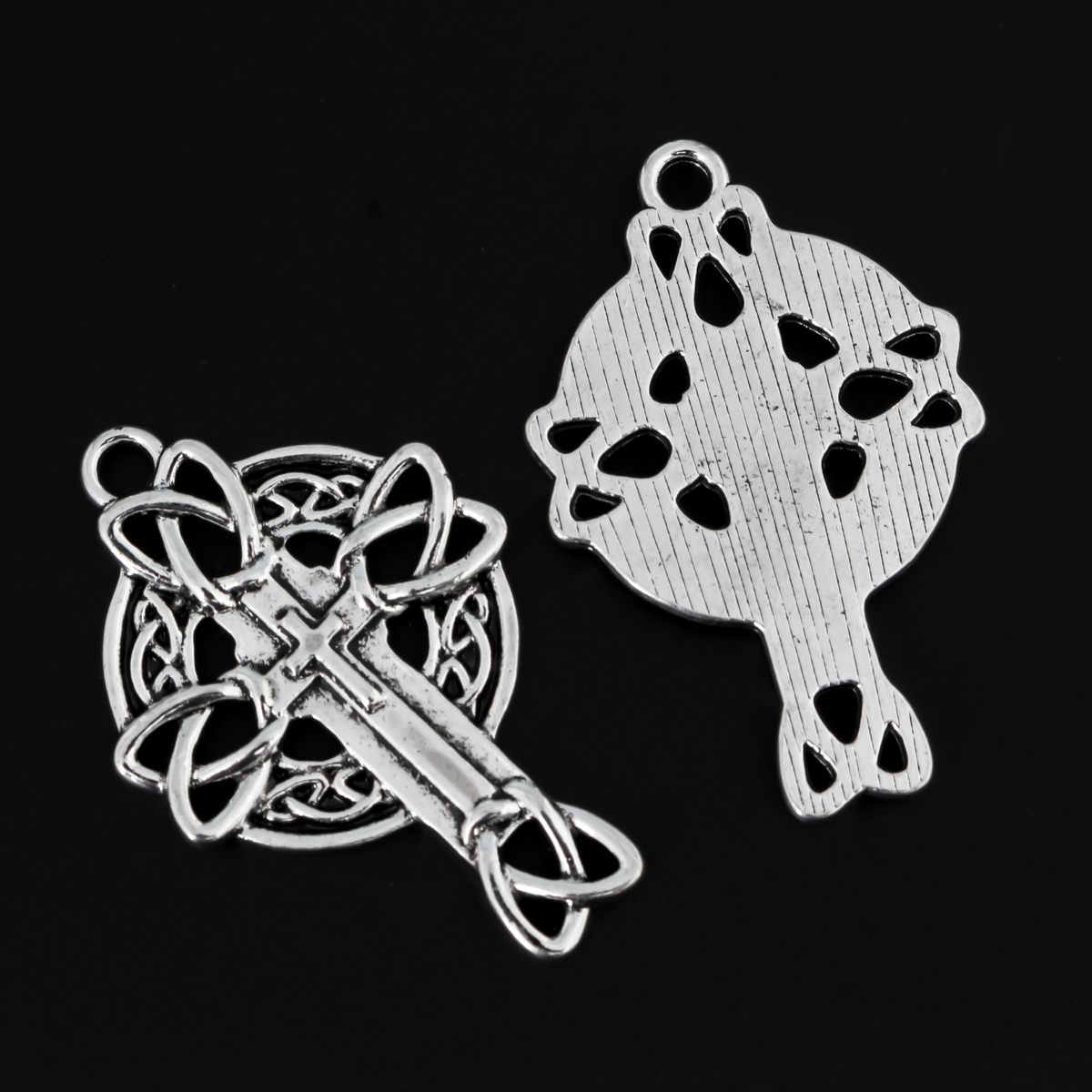 Celtic cross with the trinity knot which is a symbol of the holy trinity, 37mm long