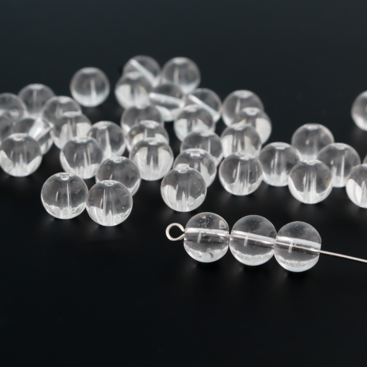 8mm round clear transparent glass beads.