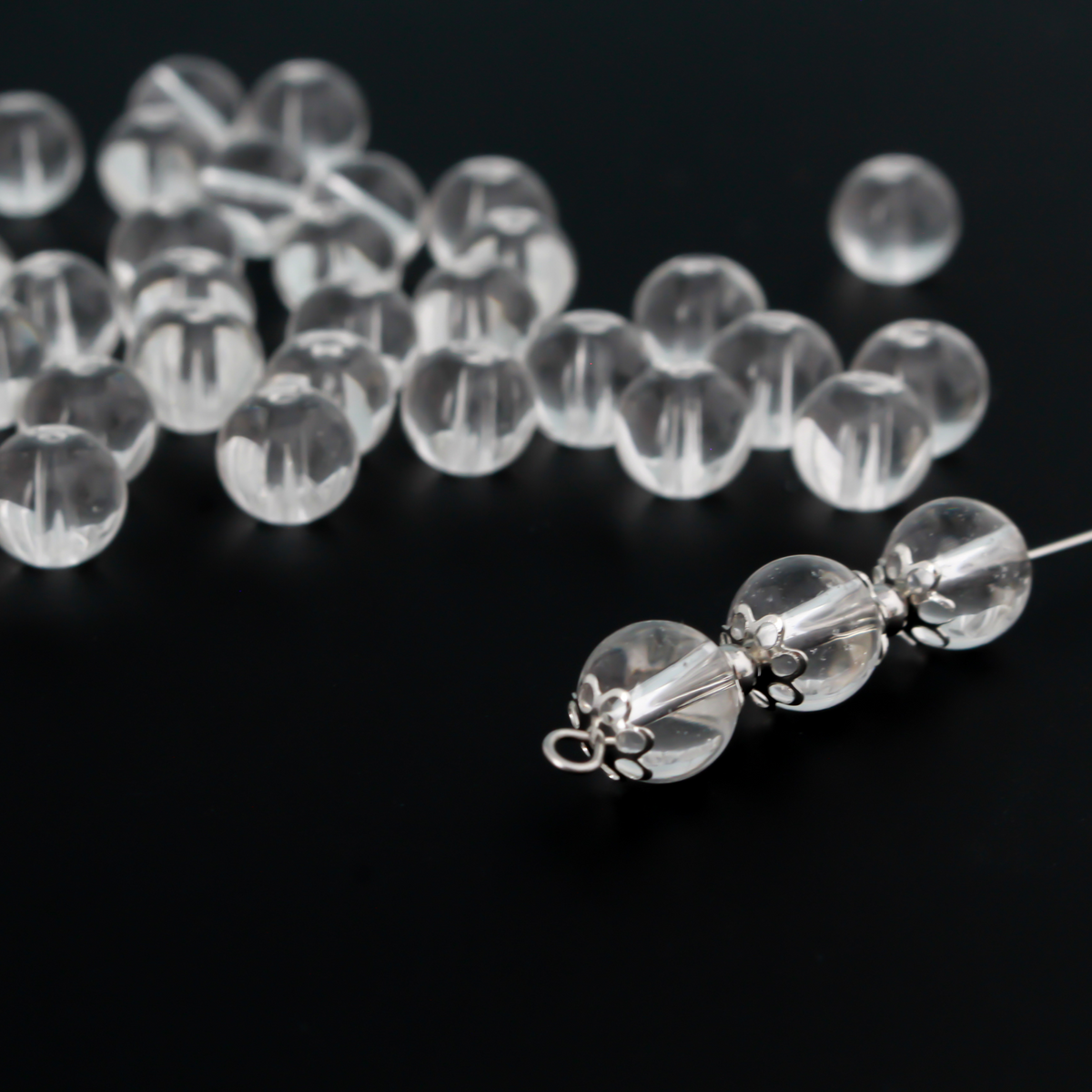 8mm round clear transparent glass beads.