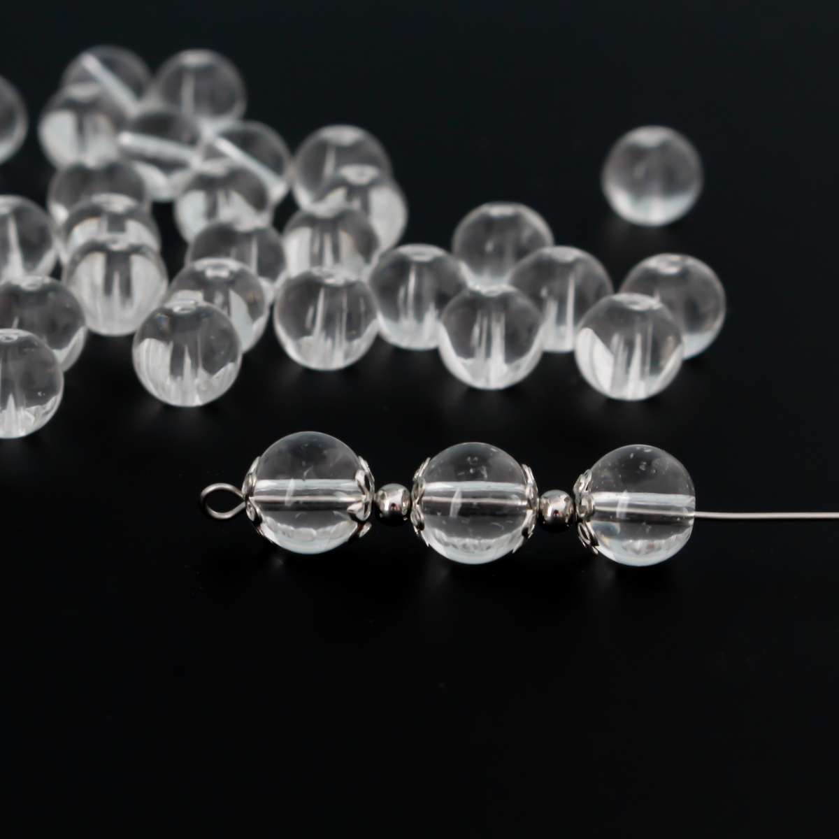 8mm round clear transparent glass beads.