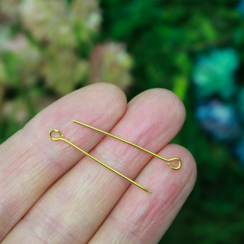 Gold tone eye pins, 28mm long (1-1/8") x 21 Gauge (0.7mm)