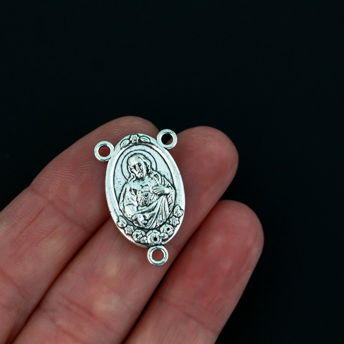 Sacred Heart of Jesus rosary centerpiece with Our Lady of Fatima on the backside