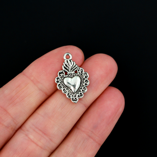 Small Sacred Heart Charms Silver Tone - Milagro Flaming Heart Pendants 20pcs