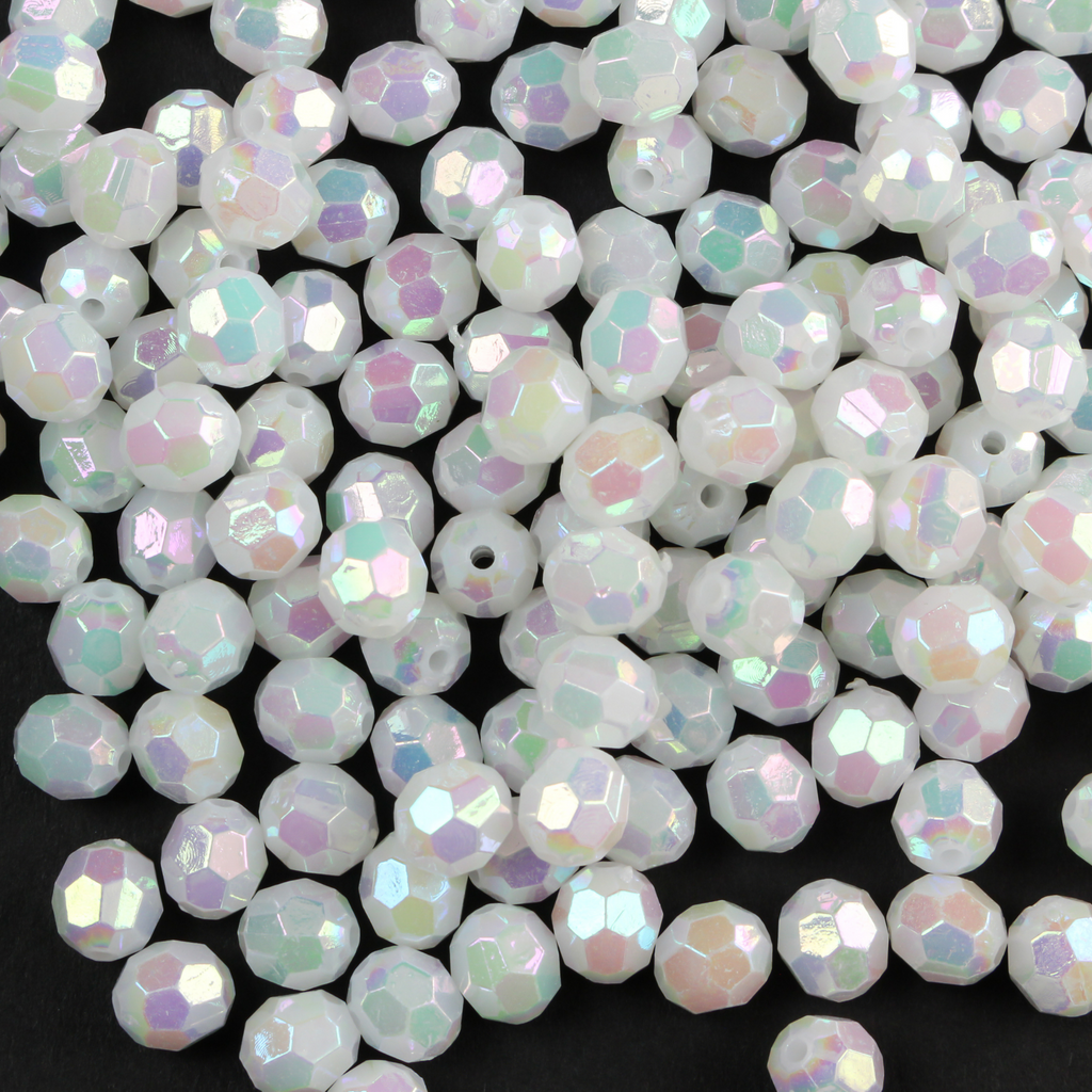 STRAND OF CLEAR WHITE OPAQUE IRIDESCENT GLASS BEADS