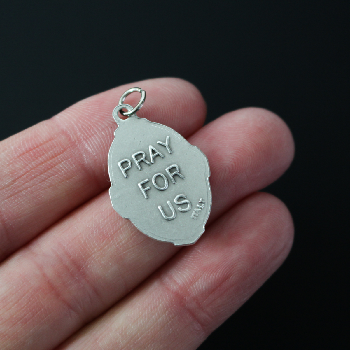 Mary Untier of Knots deluxe ornate medal. The front depicts Our Lady and the reverse side is marked "Pray For Us".