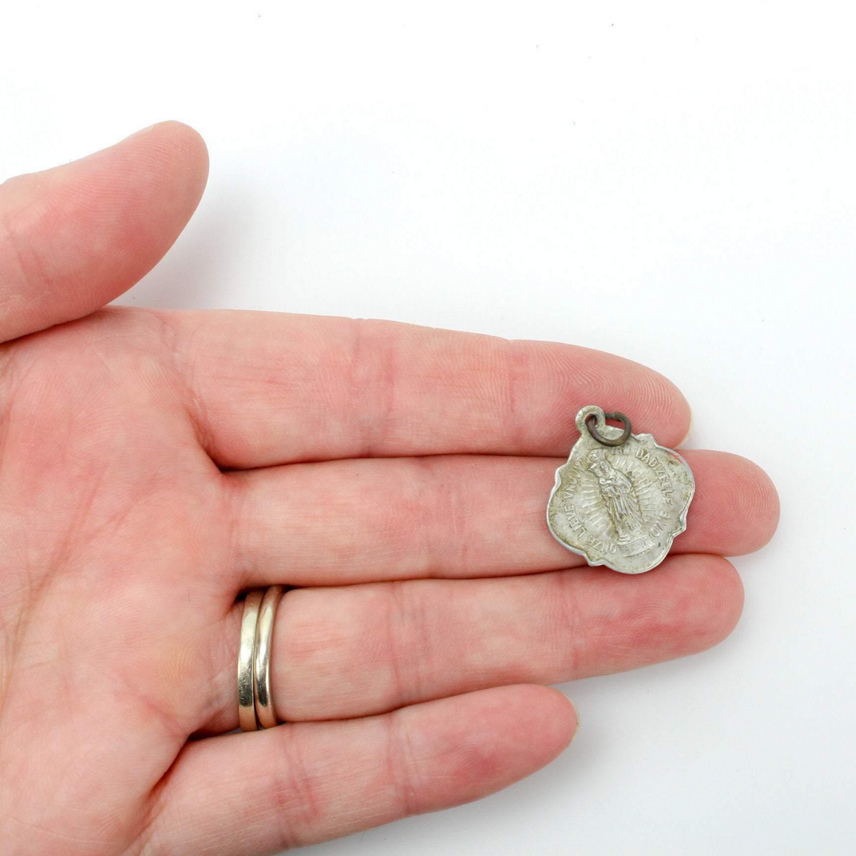 Vintage Dutch Belgium Our Lady Mother of Life Medal