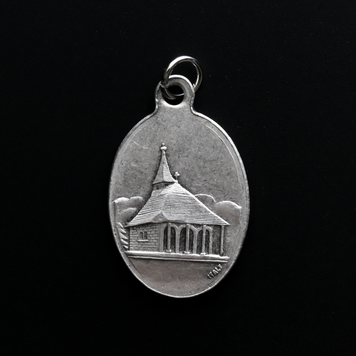 Beautiful French Our Lady of Banneux medal