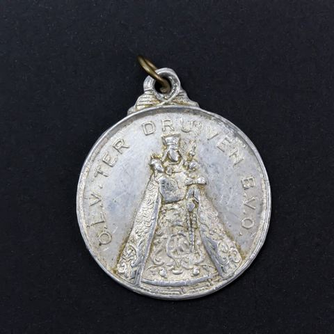 vintage aluminum religious medal of Our lady in Grapes