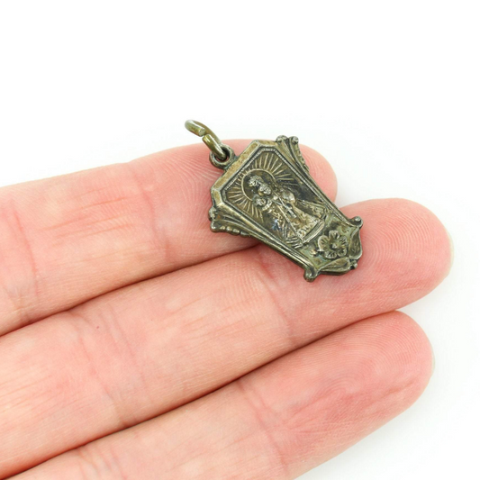 Vintage Immaculate Infant Jesus of Prague Medal