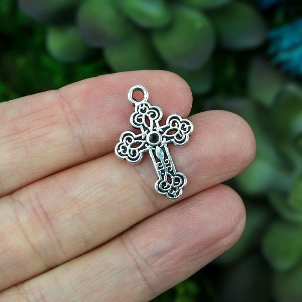 filigree ornate budded cross pendant
