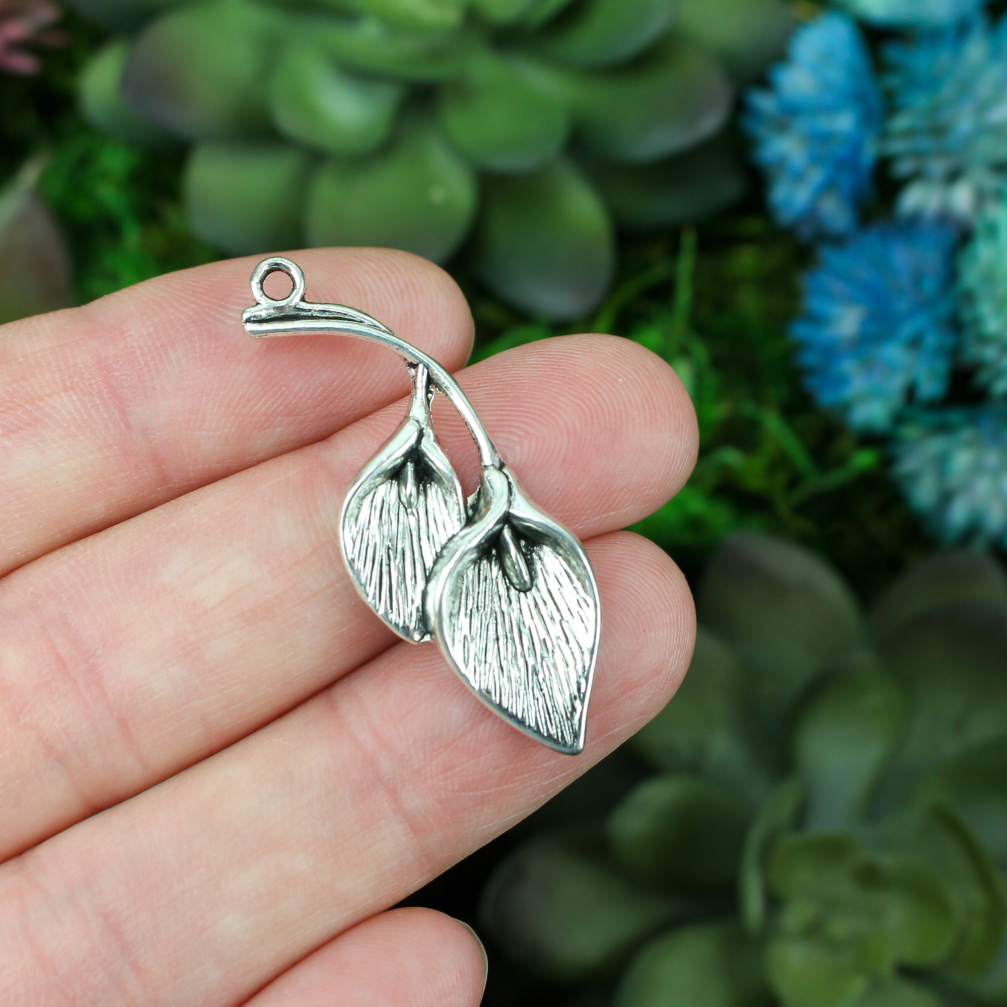 silver-tone calla lily charm pendant