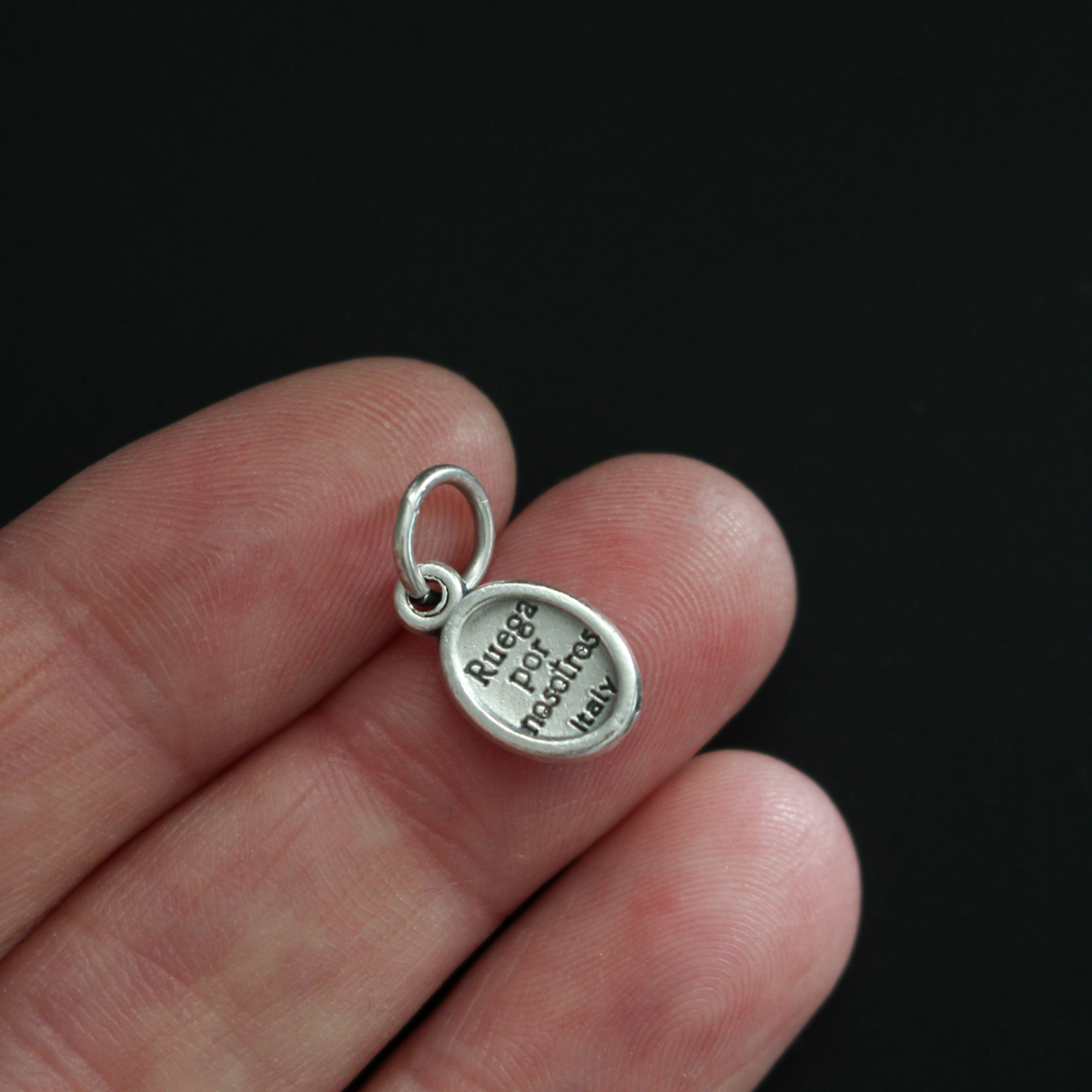 Divine Child mini Spanish medal 1/2" long