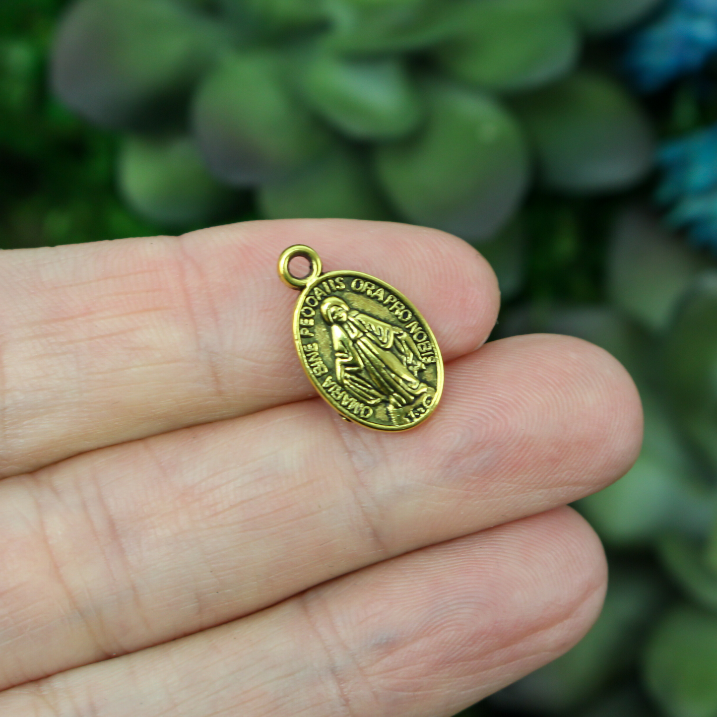 gold tone miraculous mary medal charm