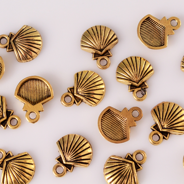 Gold Scallop Shell Charms - Shell of Saint James - Symbol of Baptism - 25pcs