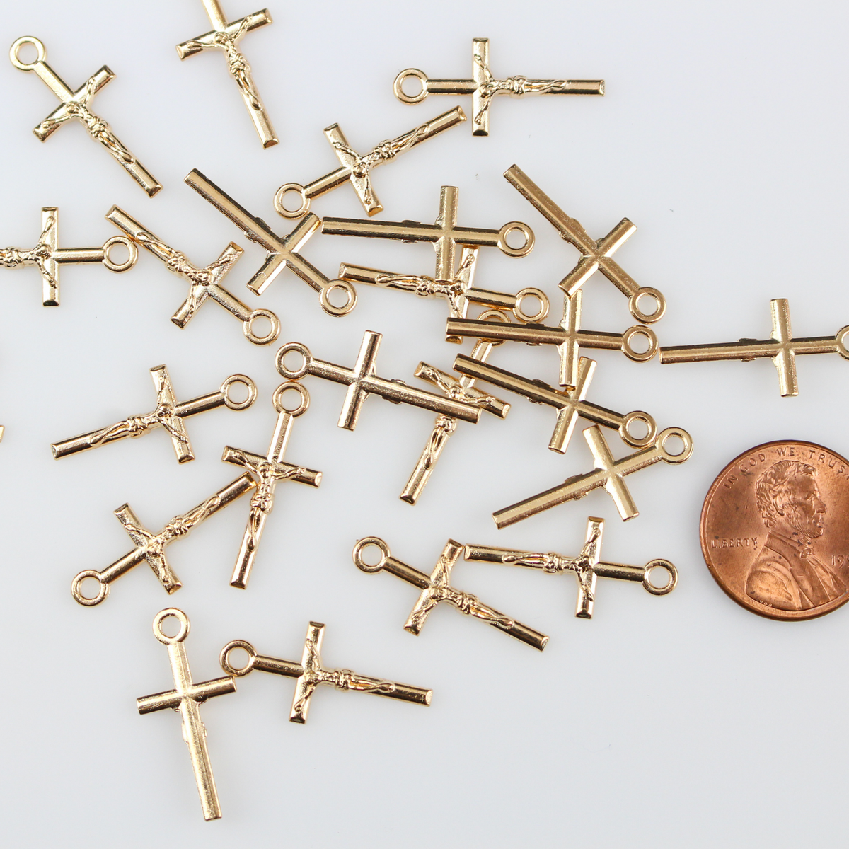 Crucifix Cross Charms - Gold Tone 22mm 25pcs