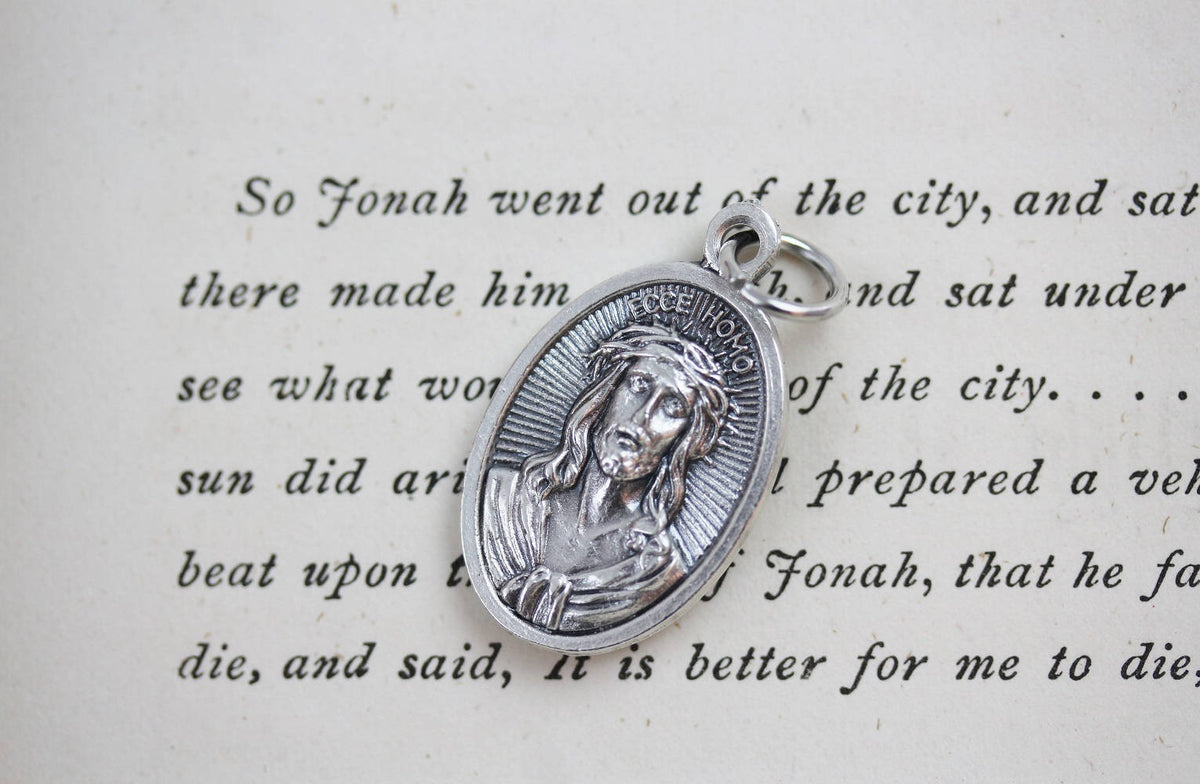Mater Dolorosa Our Lady of Sorrows Medal - Ecce Homo