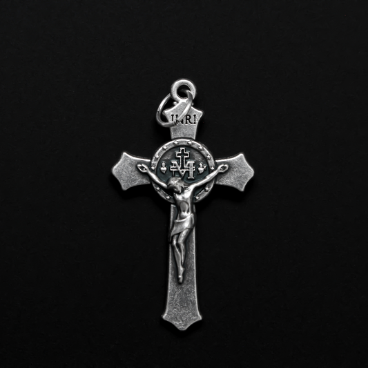 detailed Miraculous Medal crucifix that features flared edges and a detailed Miraculous Medal