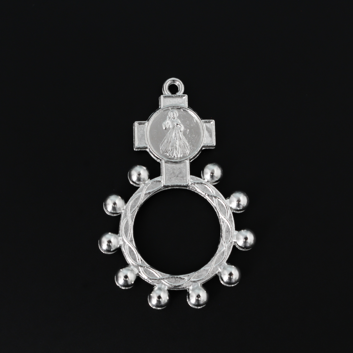 One decade rosary that features the Divine Mercy of Jesus in the cross. There is a bail at the top of the cross