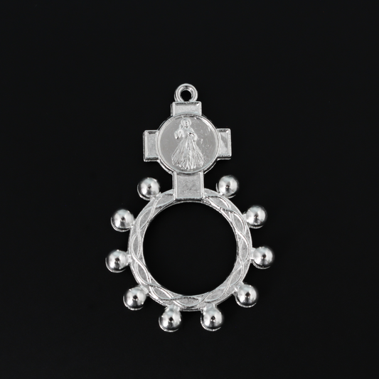 One decade rosary that features the Divine Mercy of Jesus in the cross. There is a bail at the top of the cross