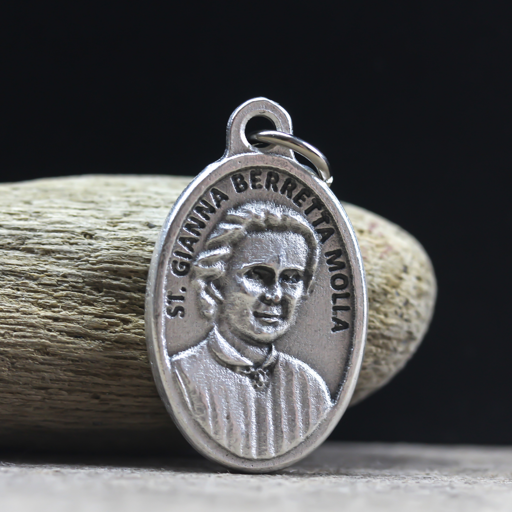 Saint Gianna Molla medal, made in italy