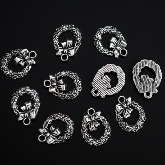Silver tone Christmas wreath charms, 15.5mm long
