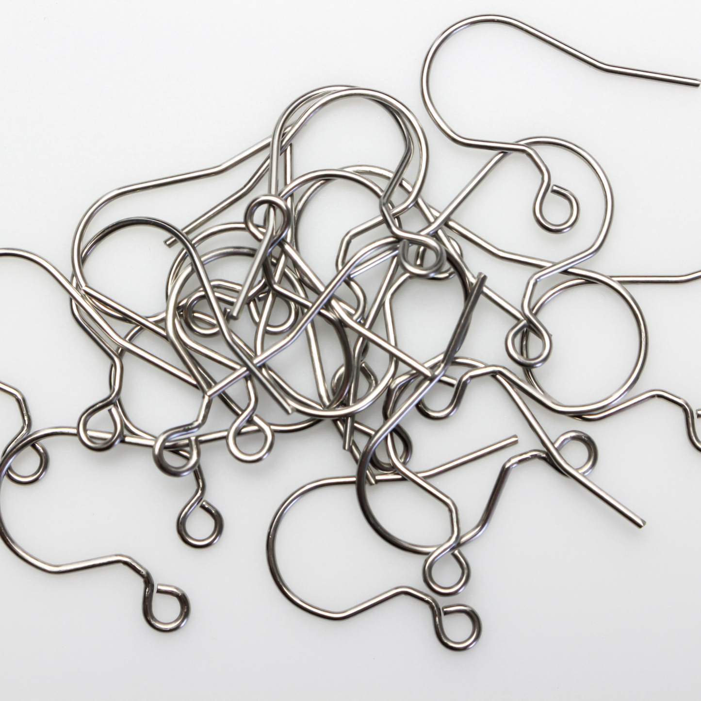 304 Stainless steel earring hooks with a horizontal loop, 20 guage wire. Sold in packages of 30 hooks (15 pairs).