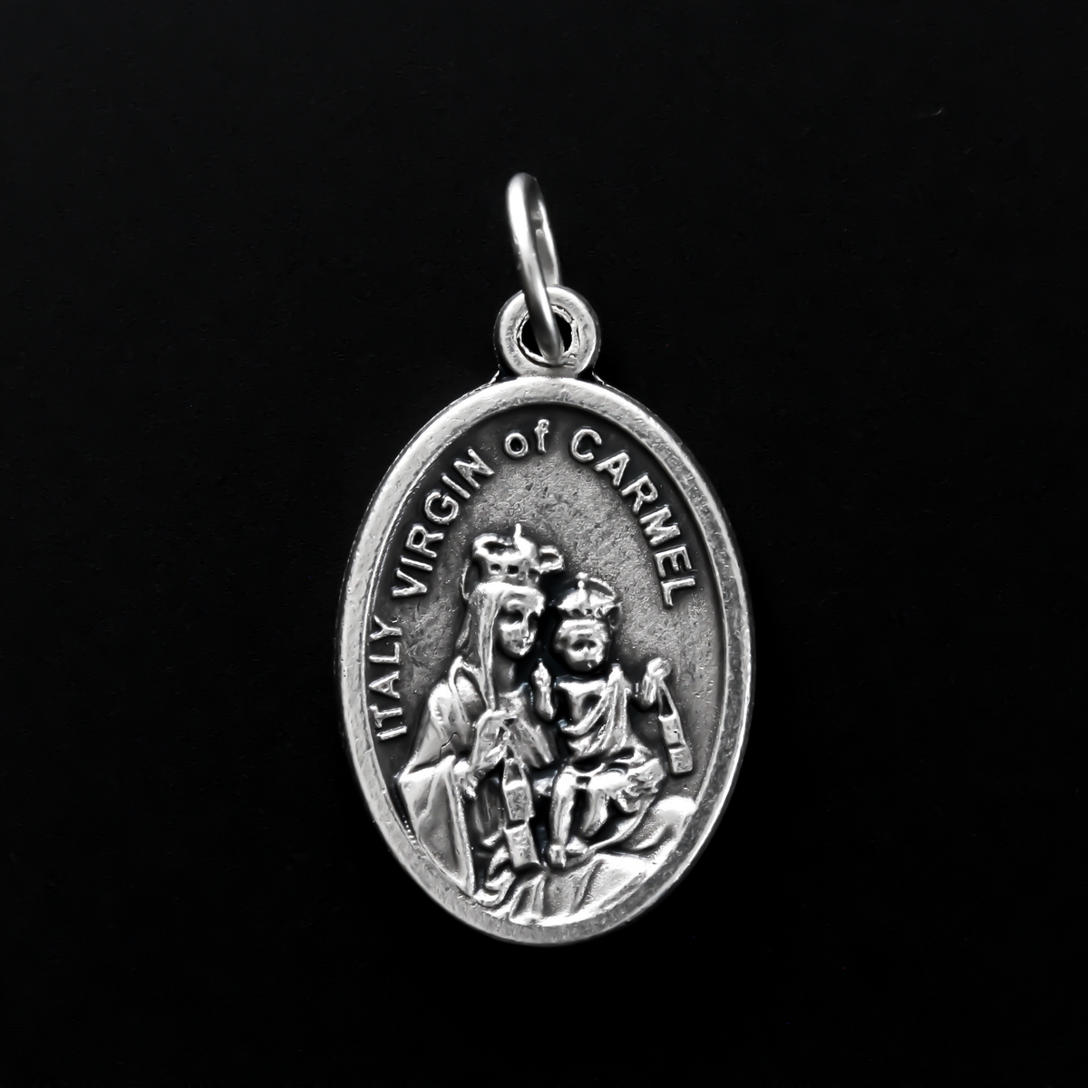 Traditional Scapular medal of the Sacred Heart of Jesus and the Virgin of Carmel.