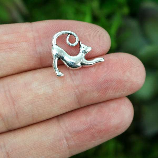 Cat Charms in Yoga Stretch Pose Silver Tone - Symbol of Curiosity, Courage, Patience 25pcs